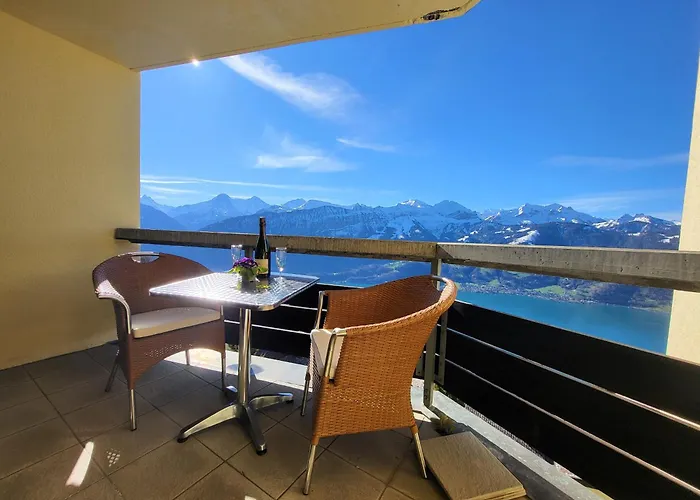 Alpine Luxury Suite Beatenberg ביטנברג